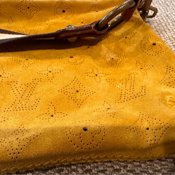 Louis Vuitton Onotah hobo yellow suede bag - Picture 12 of 14